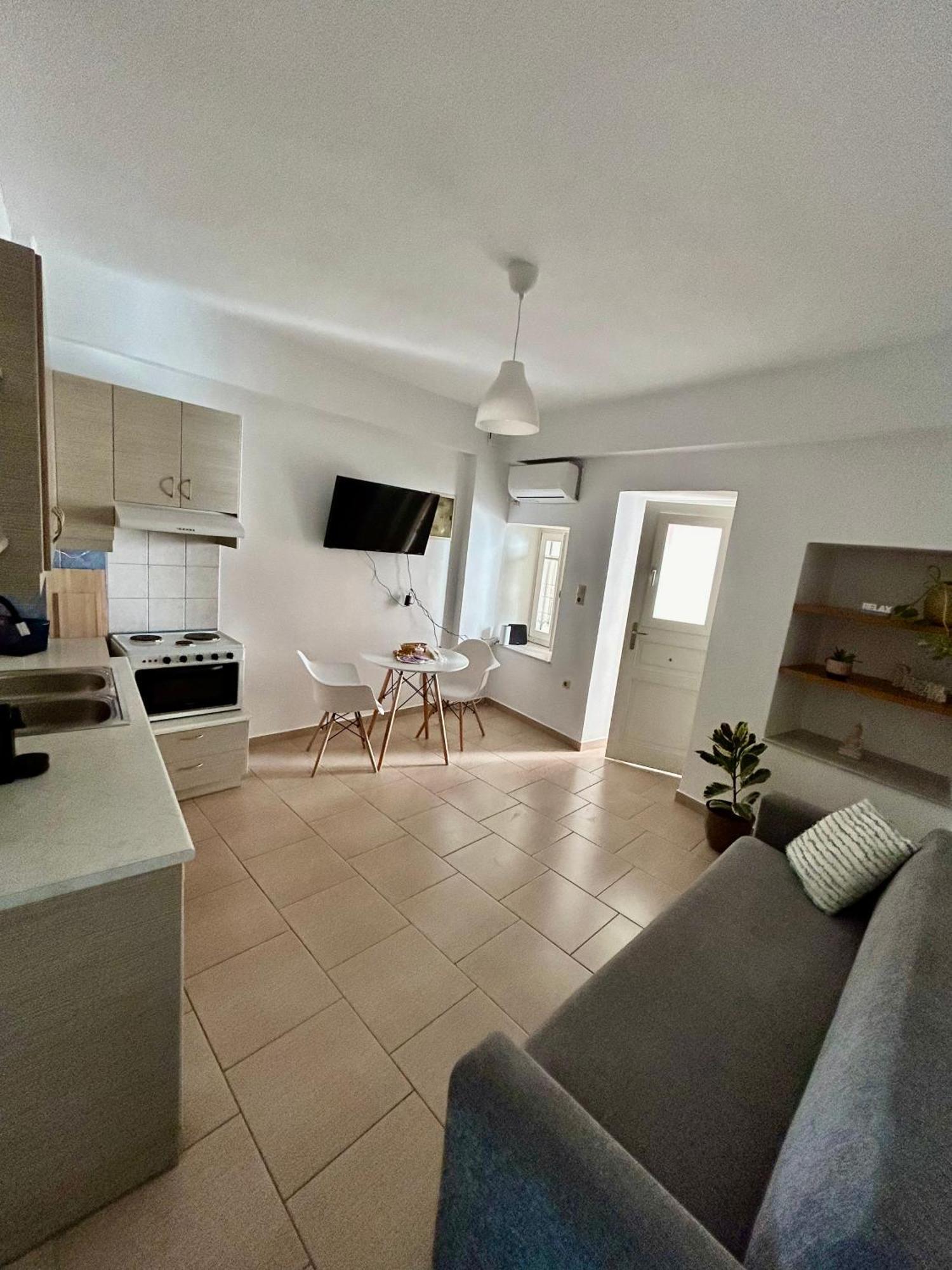 Giasemi Syros Apartment Ermoupoli Bagian luar foto